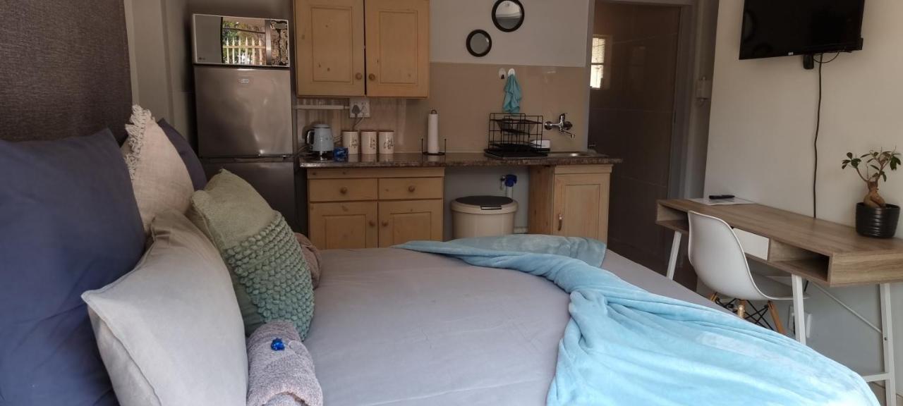 Atterbury Self Catering Studios Pretoria-Noord Esterno foto