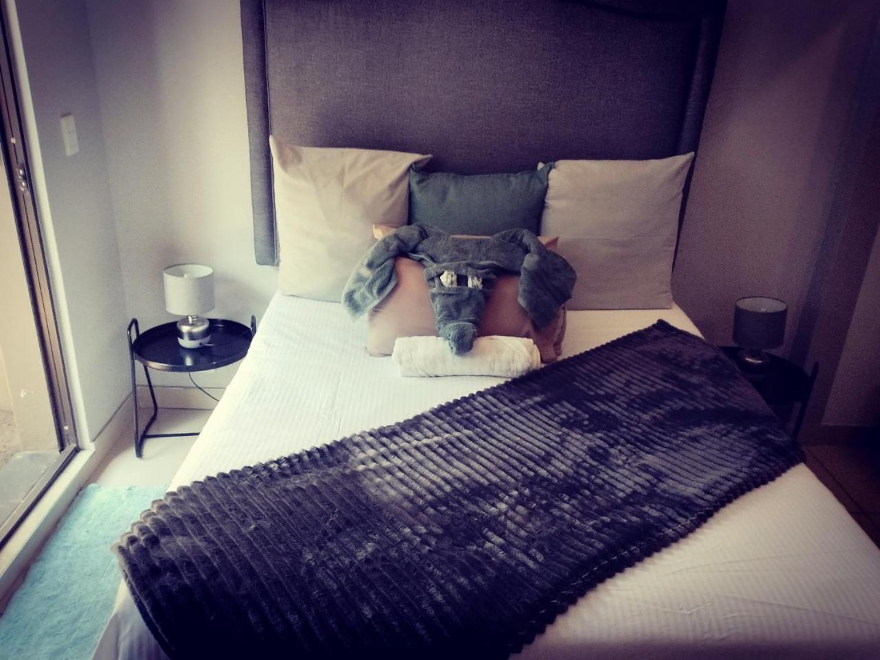 Atterbury Self Catering Studios Pretoria-Noord Esterno foto
