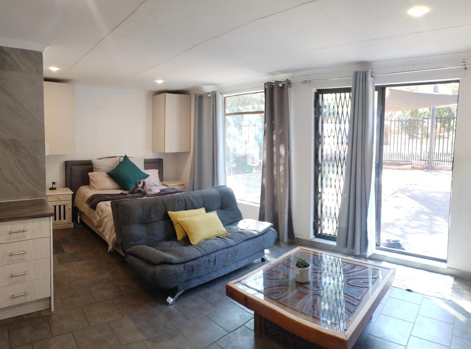 Atterbury Self Catering Studios Pretoria-Noord Esterno foto